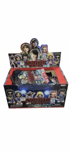 שקית דמות וקלפים דברים מוזרים