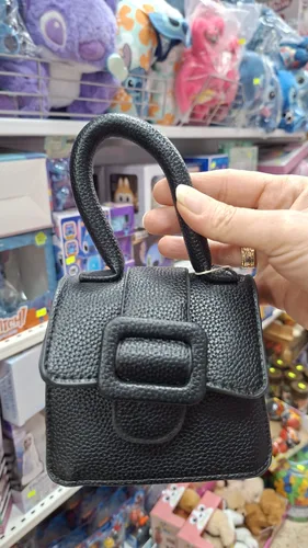 תיק יד שחור אבזם